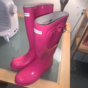 Hunter boots glossy pink